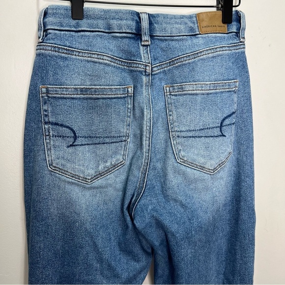 American Eagle Curvy Mom Distressed Jeans Size 4 - Picture 5 of 12